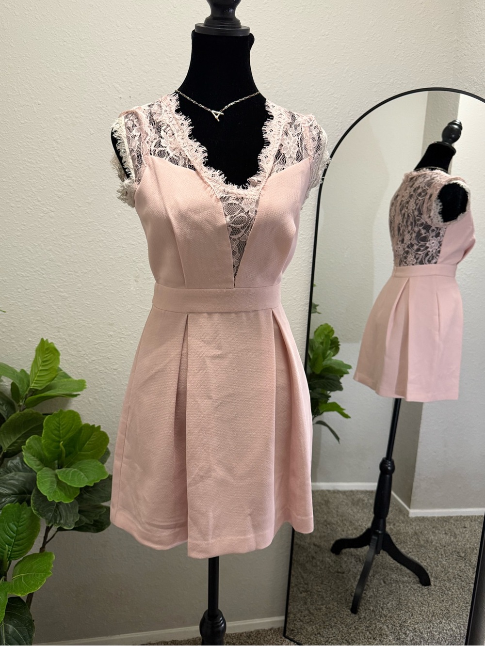 Source Unknown Blush Pink Lace Inset Mini Dress